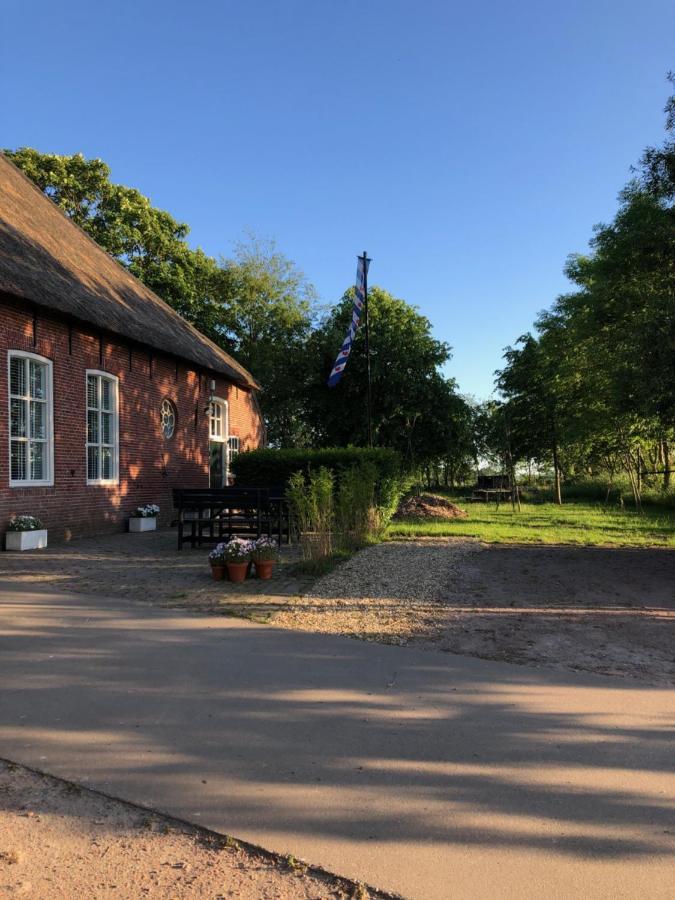 B And Be Happy Friesland Lioessens Exterior photo